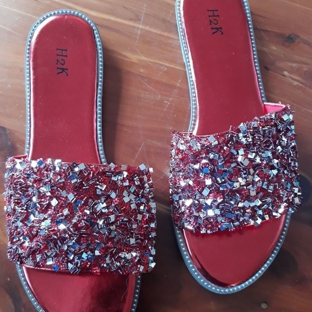 H2K Sandals 